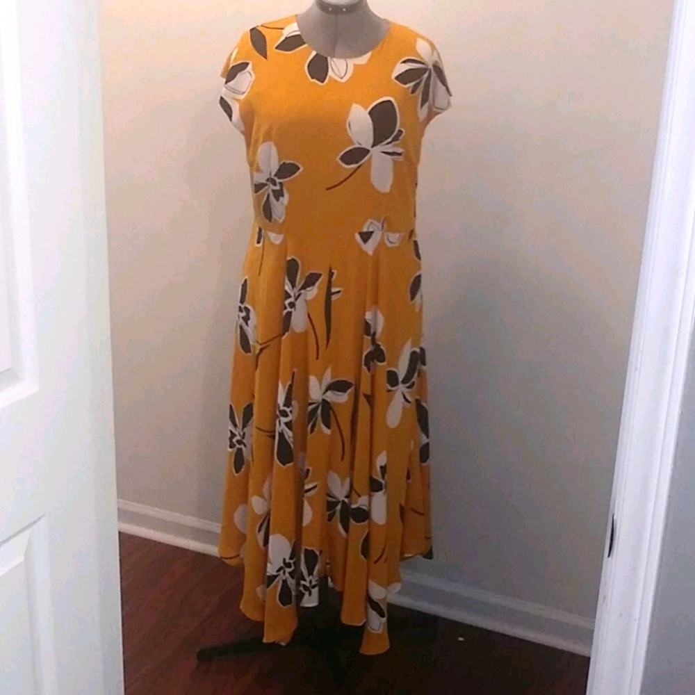 WhoWhatWear Yellow/Black Floral Day Dress SZ XL